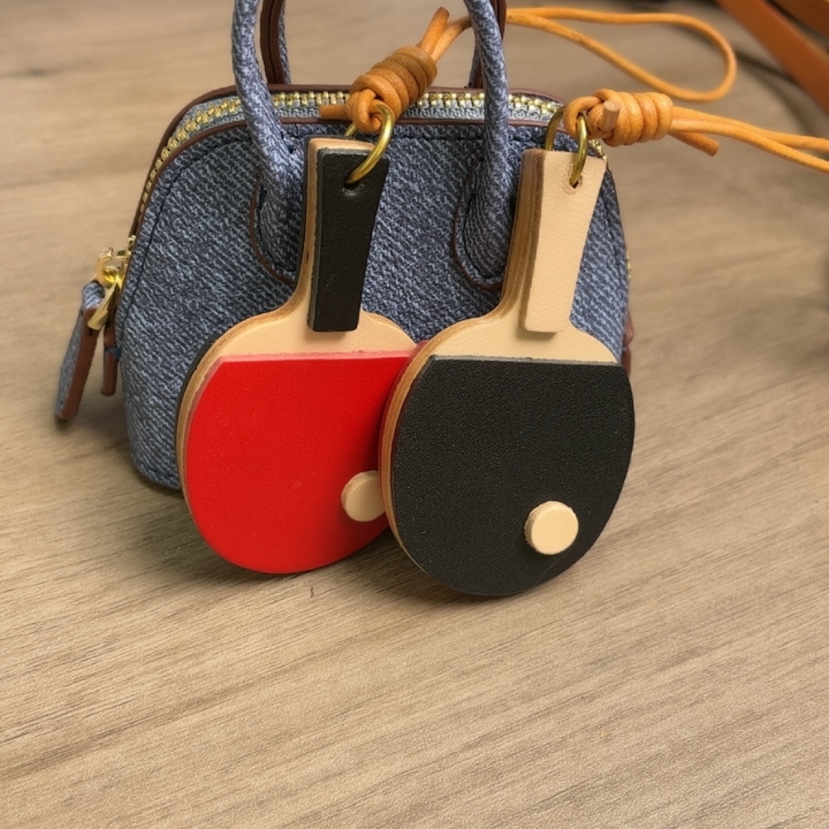 Genuine Leather Table Tennis K – Table Tennis Keychain Bewertung und Preis